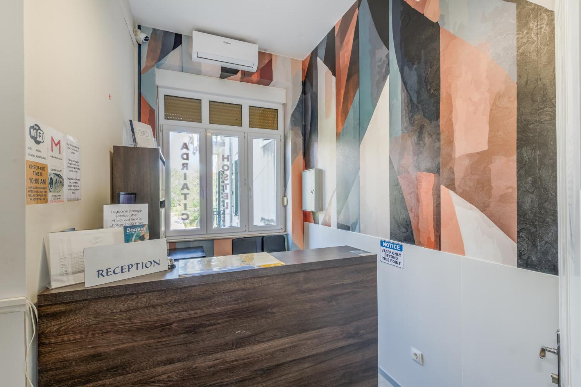 Hostel Colors Of Adriatic - Youth Only Split Exterior foto