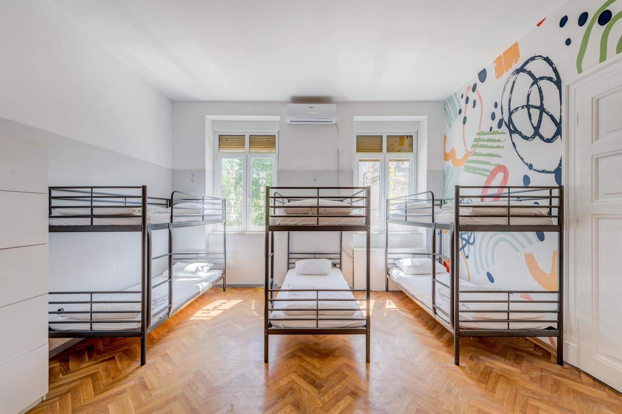 Hostel Colors Of Adriatic - Youth Only Split Exterior foto