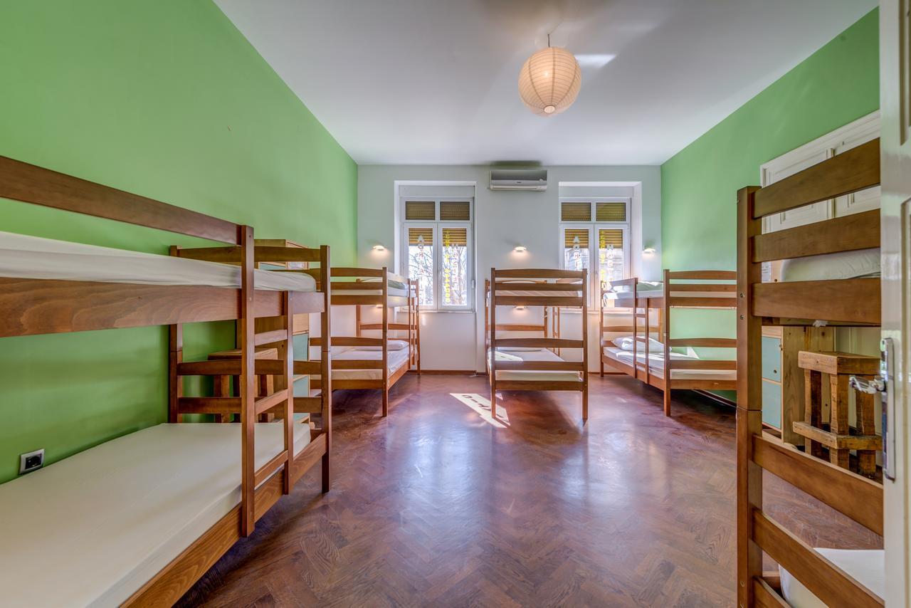 Hostel Colors Of Adriatic - Youth Only Split Exterior foto