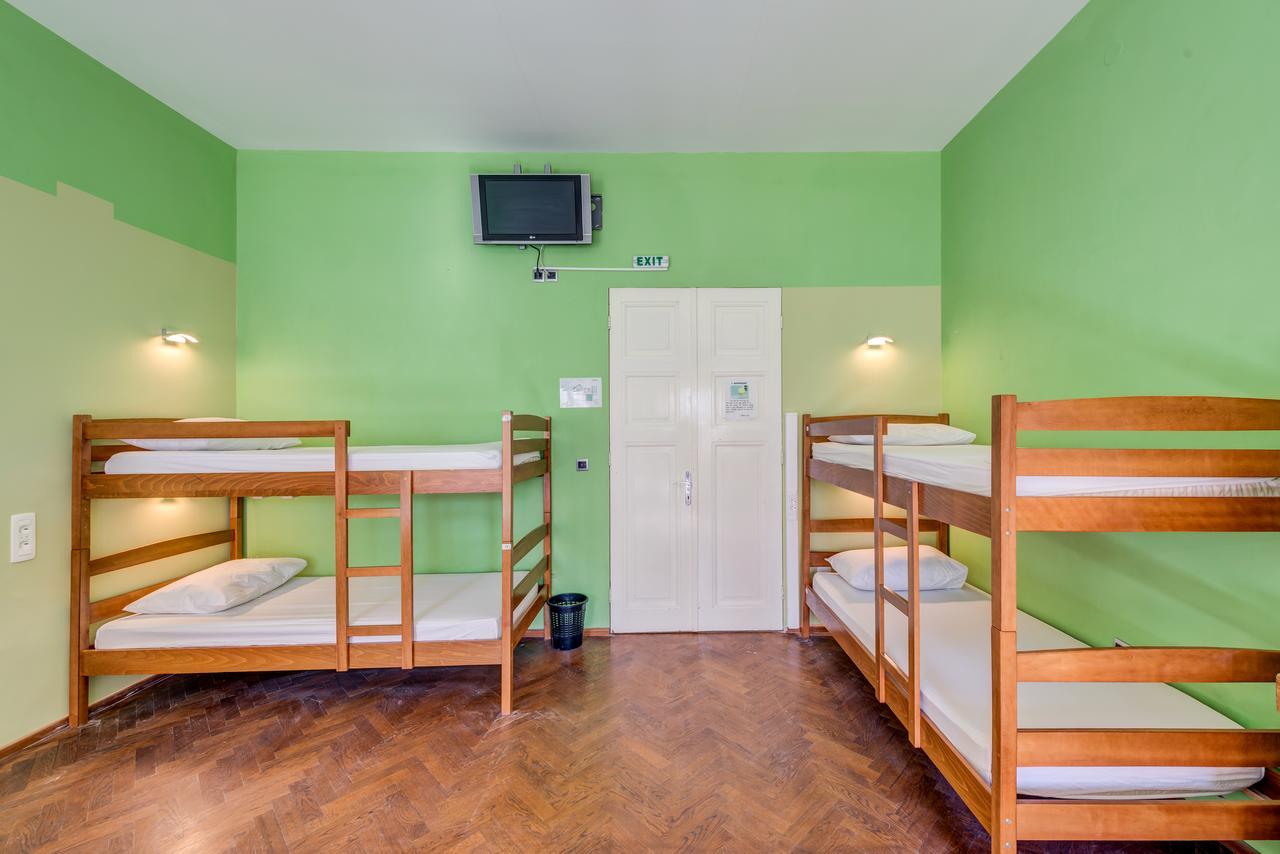 Hostel Colors Of Adriatic - Youth Only Split Exterior foto